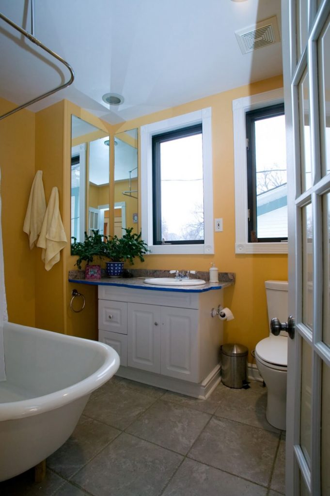 natural light Wolseley - Bathroom Renovations Winnipeg - All Canadian Renovations Ltd.