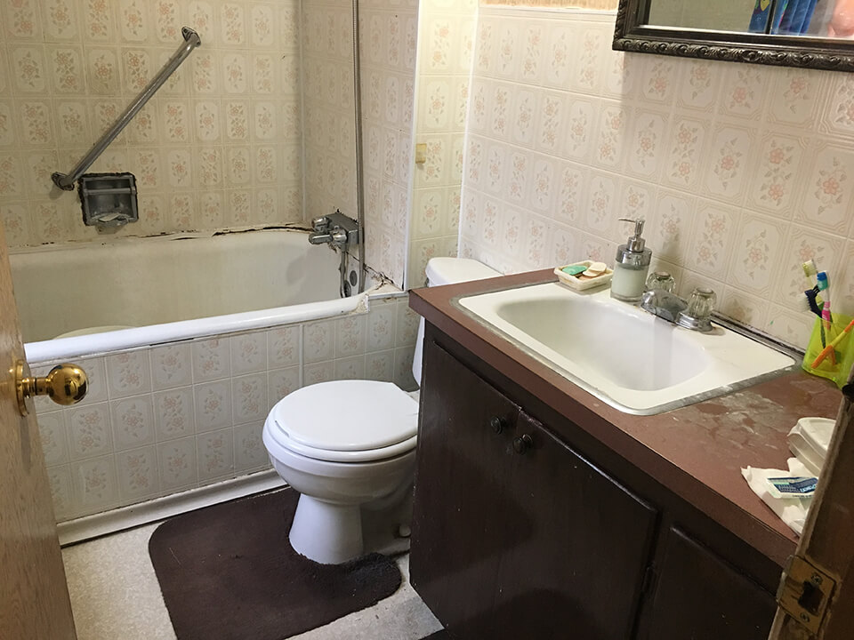 old Bathroom needs upgrade - Bathroom Renovations Winnipeg - All Canadian Renovations Ltd.