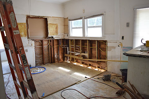 Tips for avoiding common home renovation disasters - Kitchen Renovations - Bathroom Design - Basement Remodel - All Canadian Renovations Ltd.